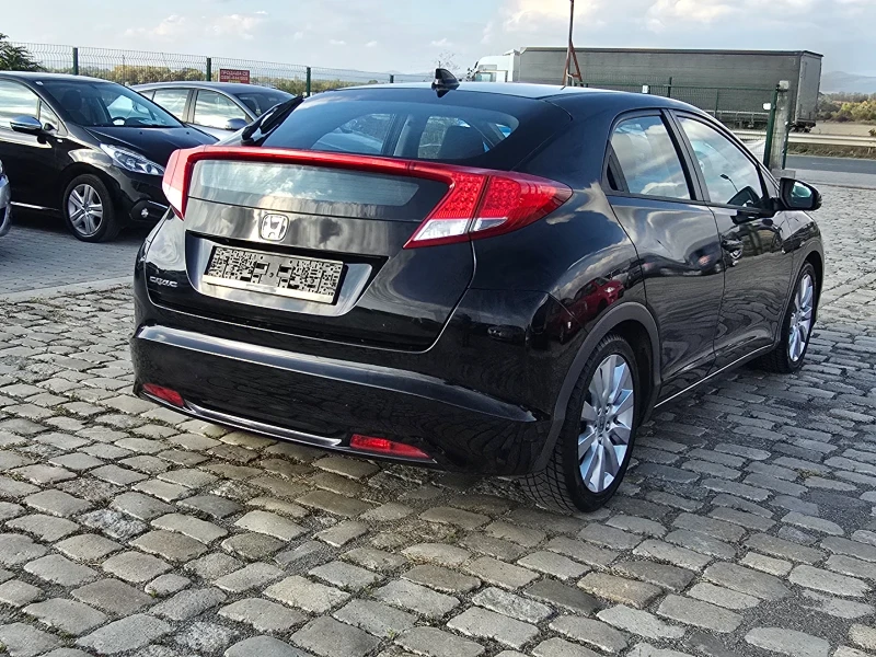Honda Civic 1.8i 141кс 113000 KM. ЕURO 5, снимка 8 - Автомобили и джипове - 52076843