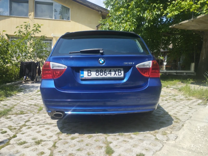 BMW 318 комби, снимка 2 - Автомобили и джипове - 52077642