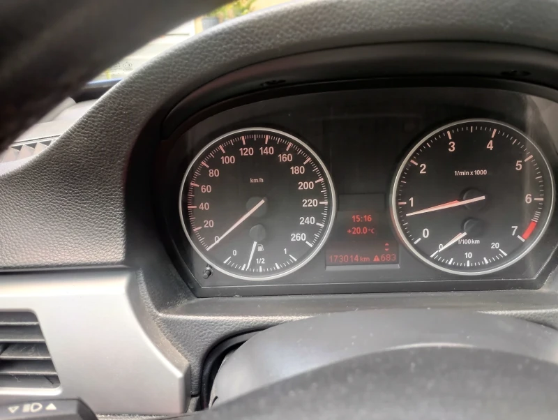 BMW 318 комби, снимка 7 - Автомобили и джипове - 52077642