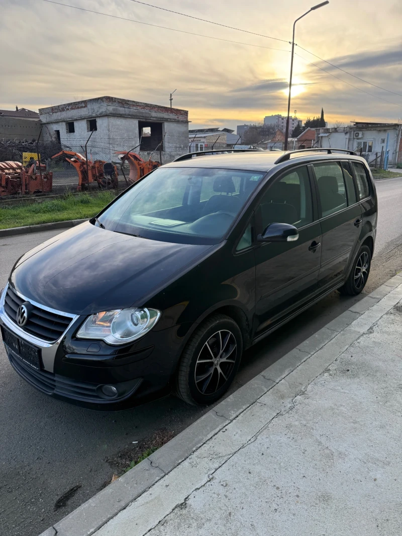 VW Touran 1.9, снимка 3 - Автомобили и джипове - 52614622
