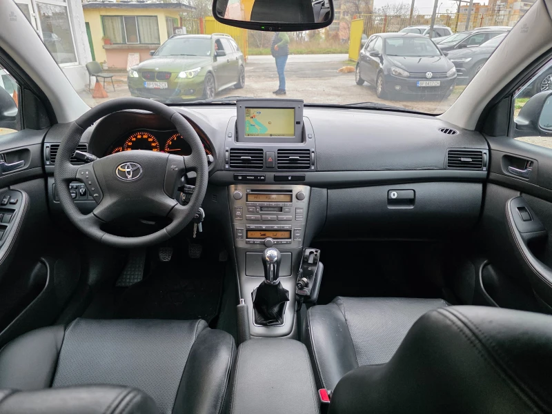 Toyota Avensis 2.0D4D ITALY FULL, снимка 14 - Автомобили и джипове - 52476666