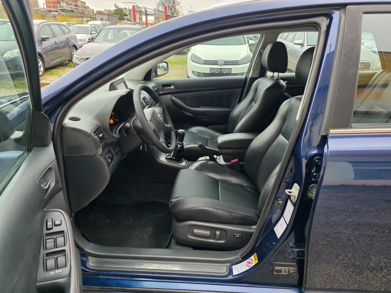 Toyota Avensis 2.0D4D ITALY FULL, снимка 10 - Автомобили и джипове - 52476666