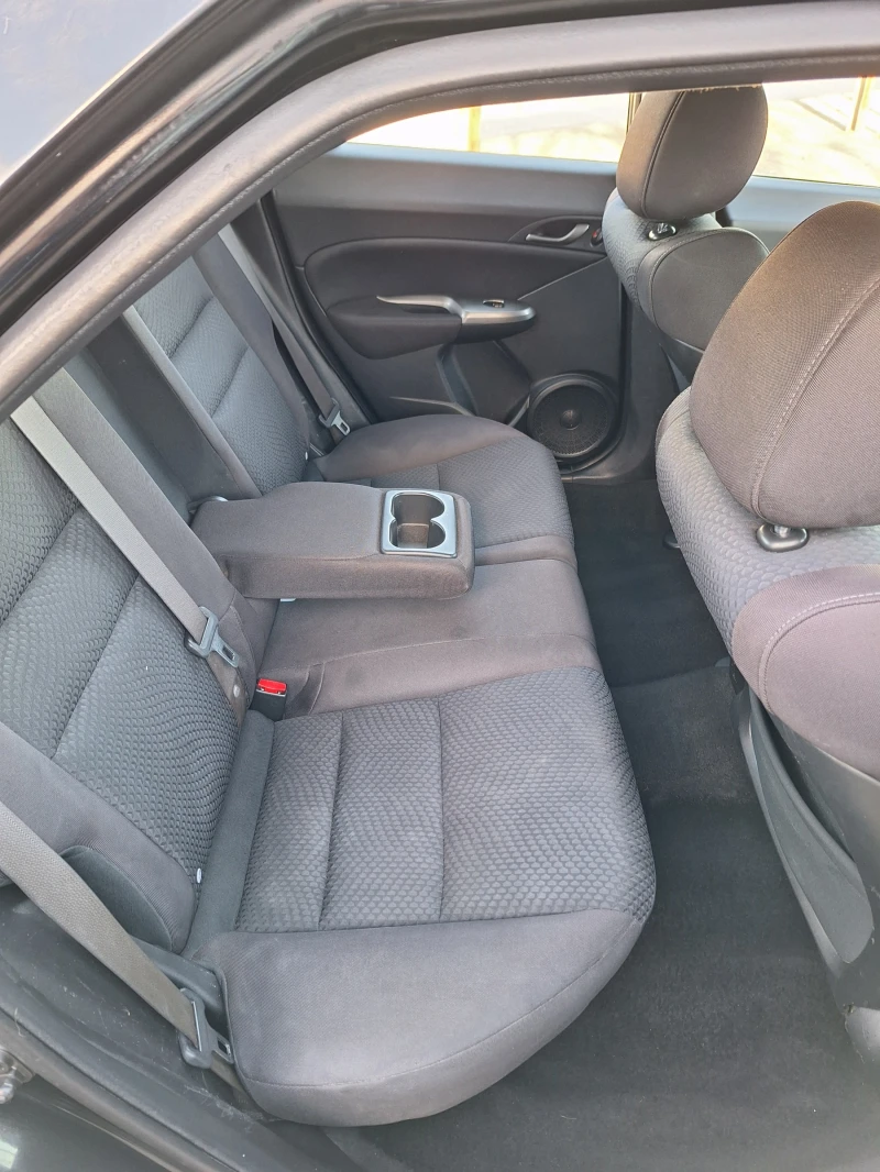 Honda Civic 1.4 и 100 кс., снимка 8 - Автомобили и джипове - 52751868