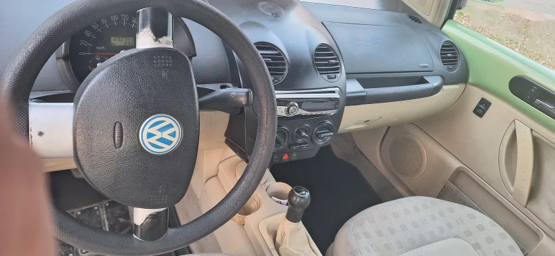 VW Beetle, снимка 6 - Автомобили и джипове - 53159706