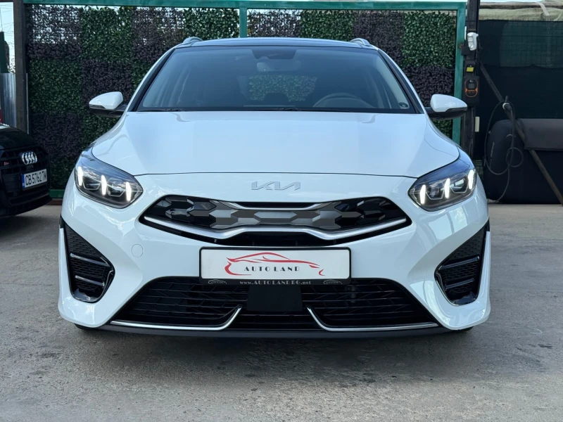 Kia Ceed GT-LINE/CAM/LED/NAVI/KEYLESS/PANO/СОБСТВЕН ЛИЗИНГ - 42990 лв. - 40639054 1