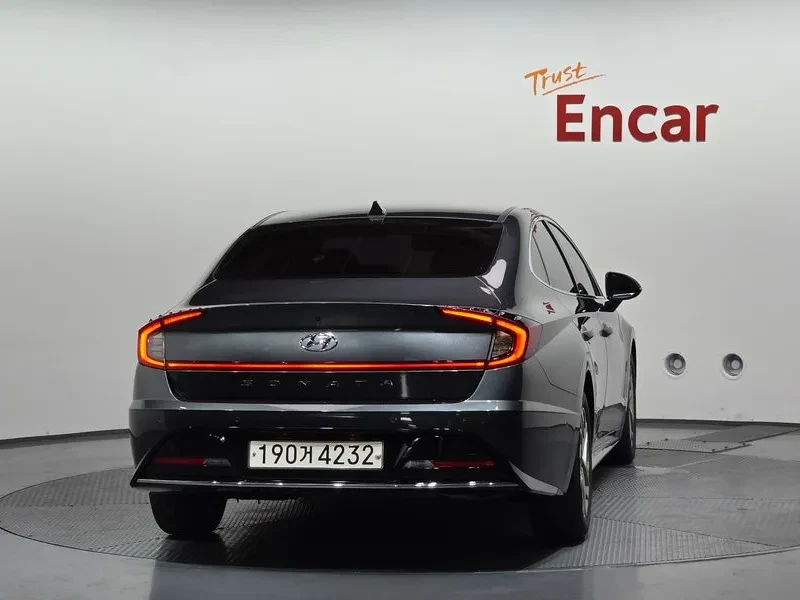 Hyundai Sonata 2.0 PREMIUM PLUS, снимка 4 - Автомобили и джипове - 55058169