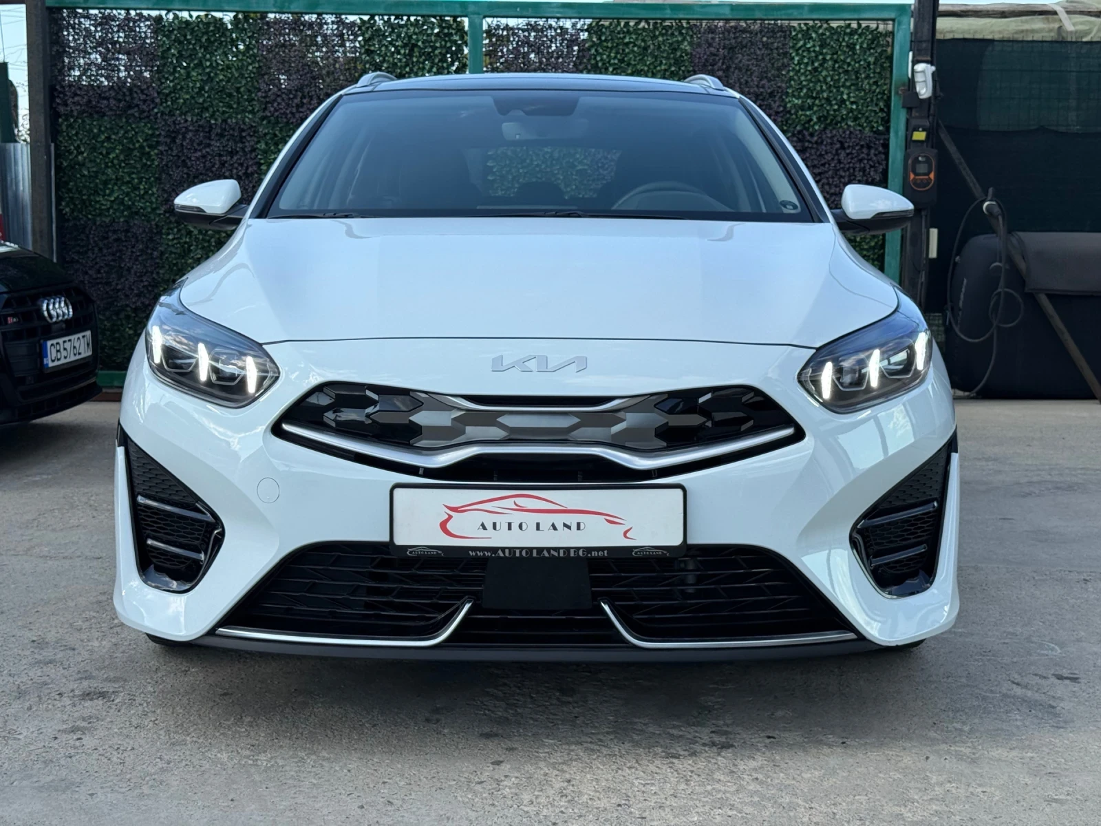 Kia Ceed GT-LINE/CAM/LED/NAVI/KEYLESS/PANO/СОБСТВЕН ЛИЗИНГ, снимка 1