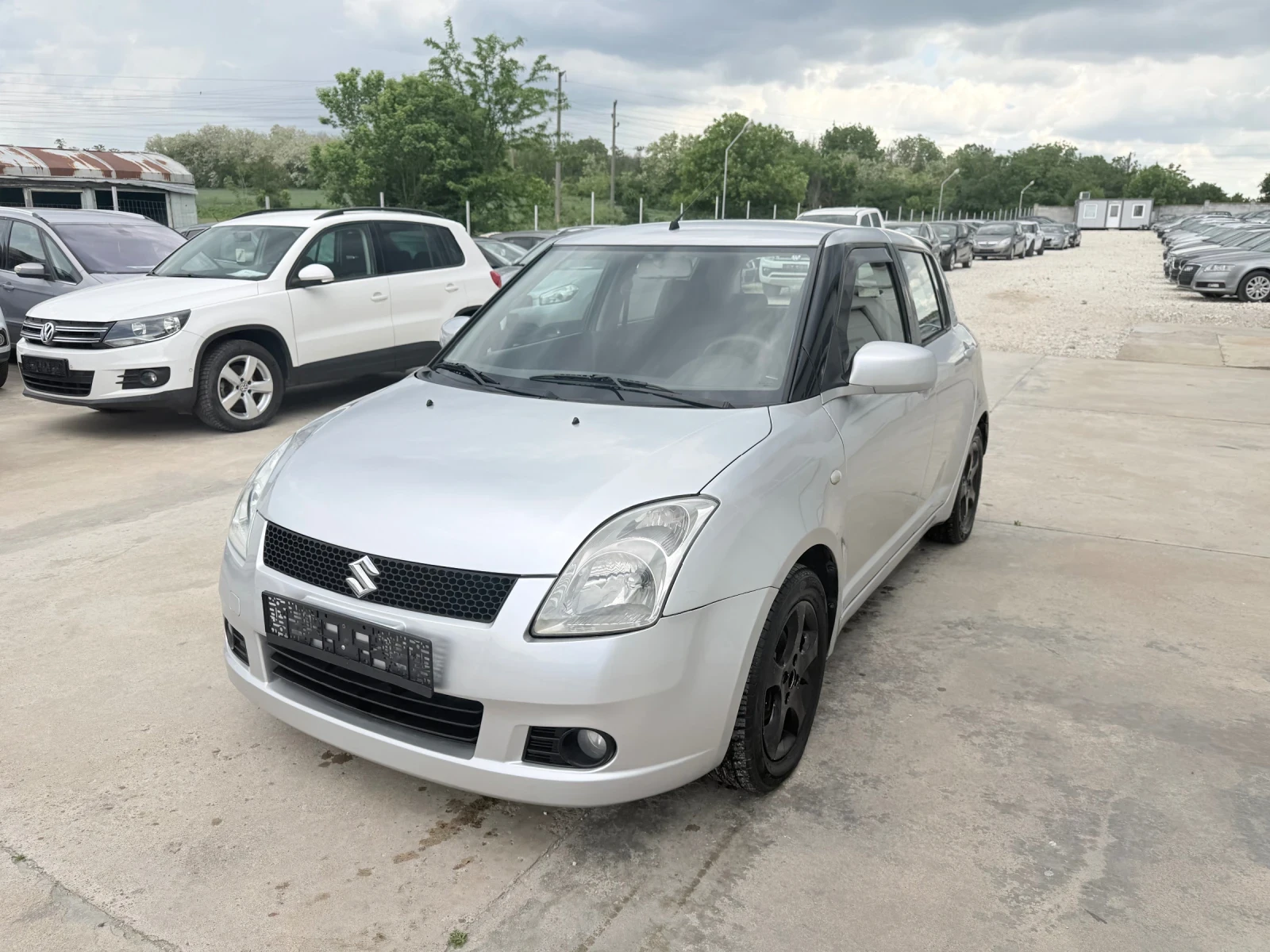 Suzuki Swift 1.3i 16v * UNIKAT*  | Mobile.bg � ����������� 2