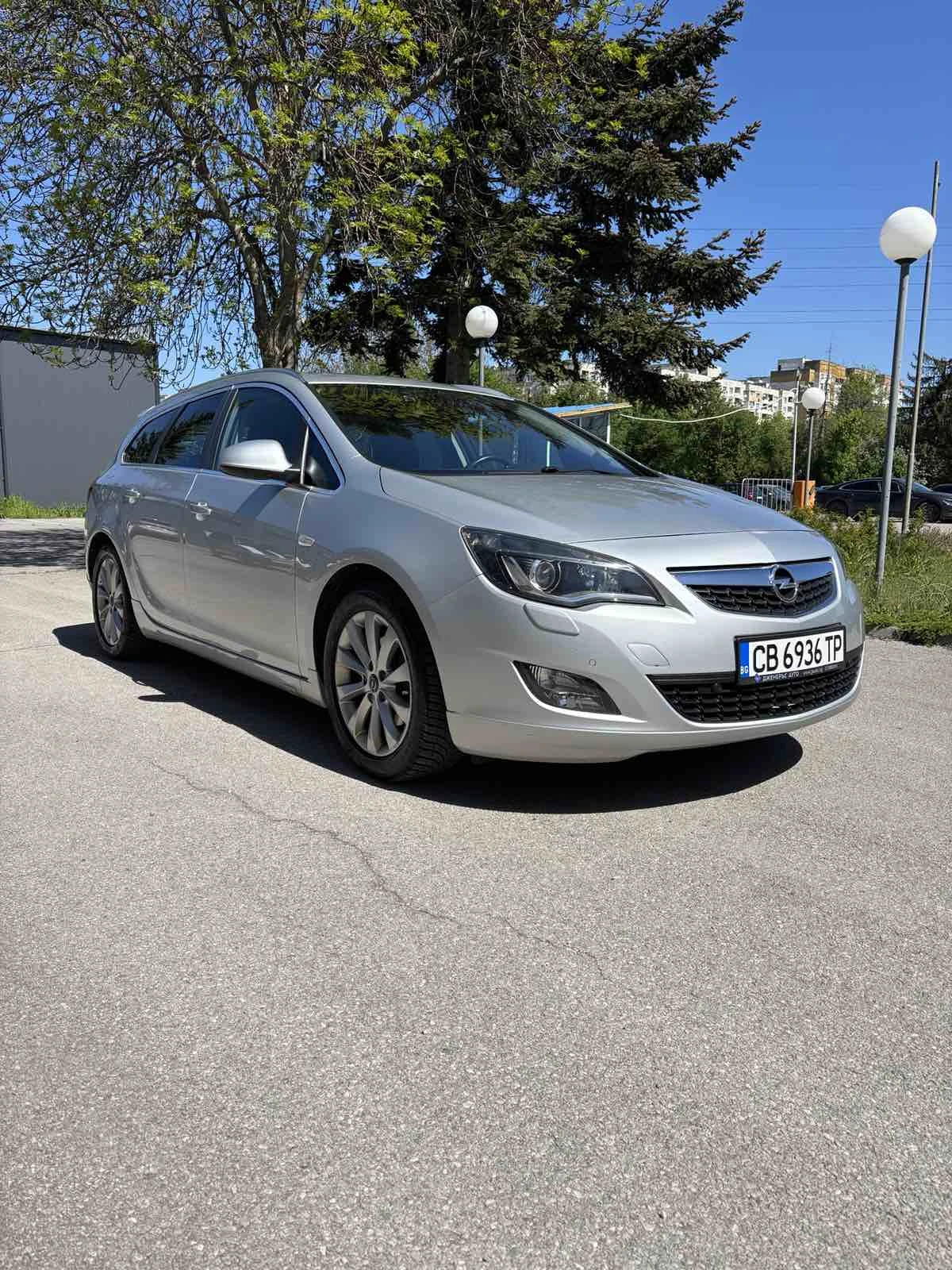 Opel Astra OPC Line - изображение 2