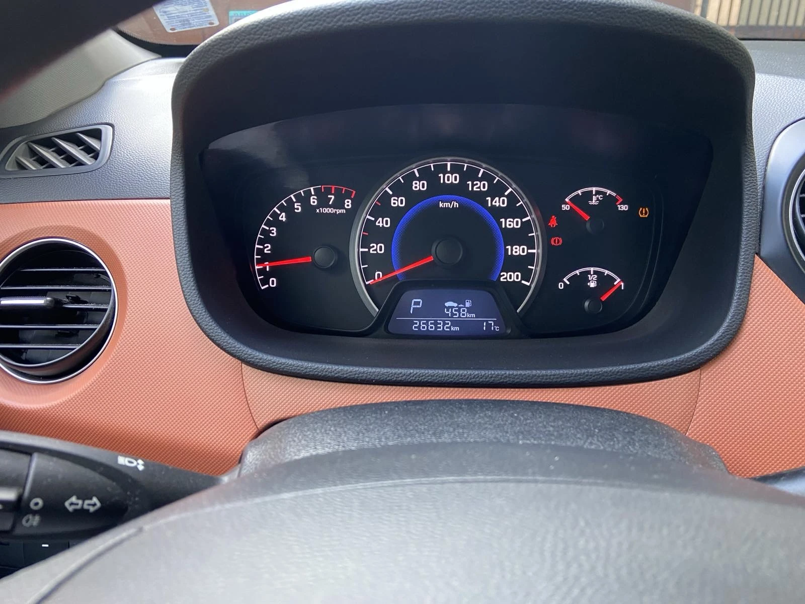 Hyundai I10 1.2 - изображение 5