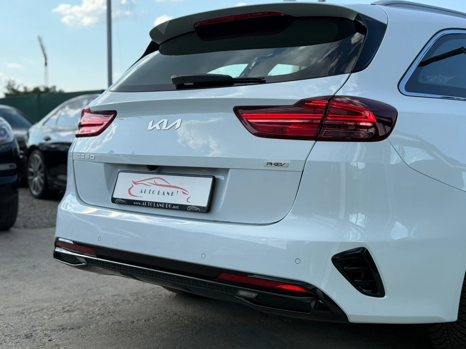 Kia Ceed GT-LINE/CAM/LED/NAVI/KEYLESS/PANO/СОБСТВЕН ЛИЗИНГ - изображение 8