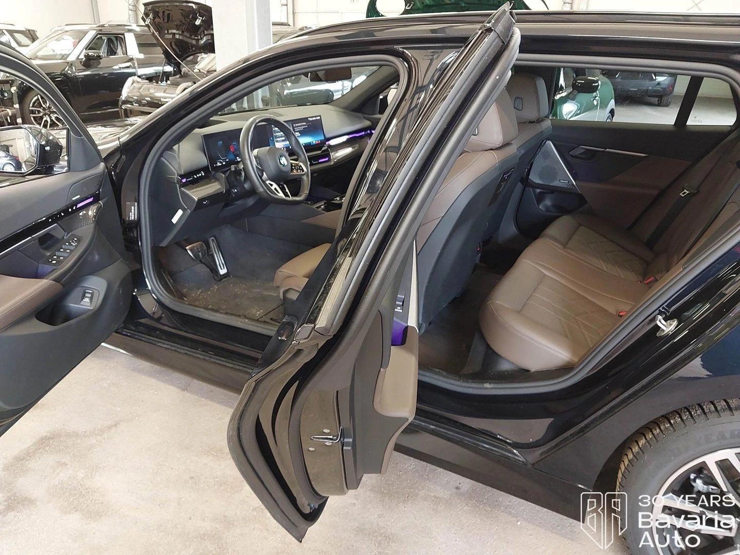 BMW 520 d Touring Steptronic M Sport Paket - изображение 5