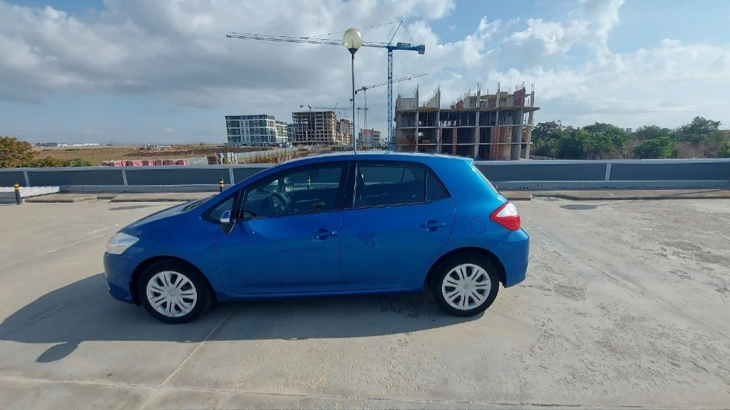 Toyota Auris 1.33 - изображение 7