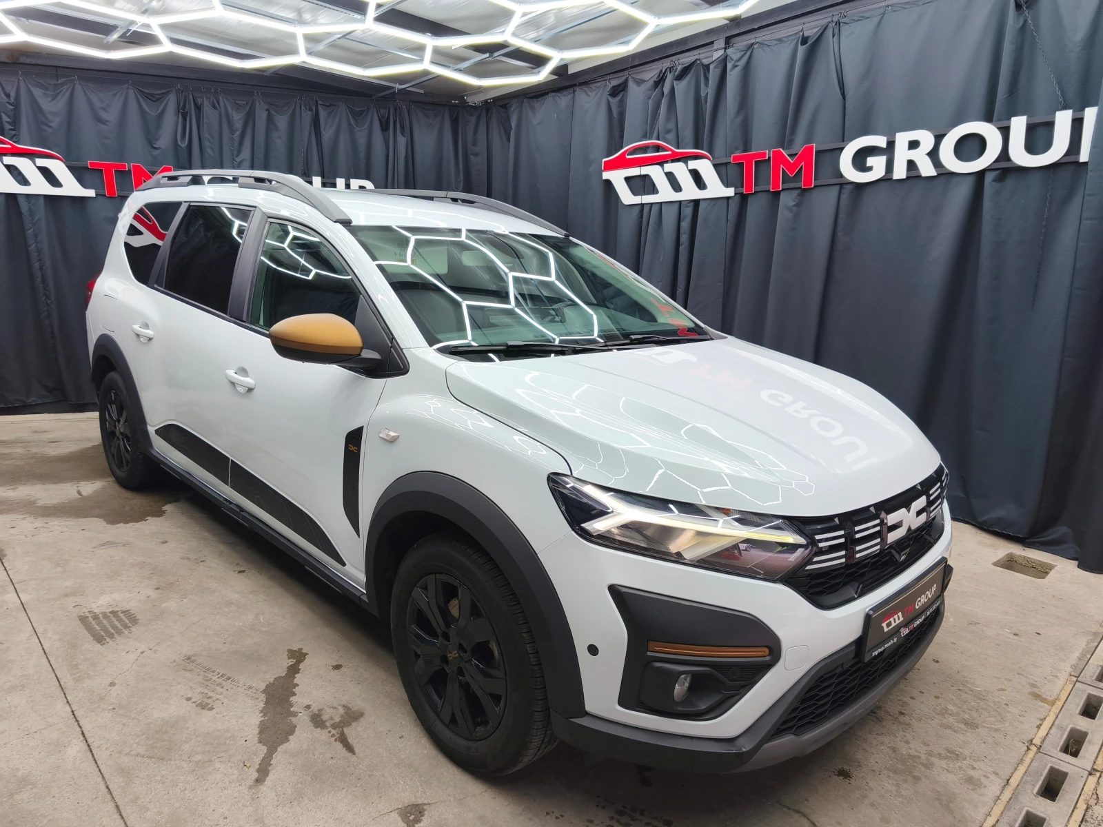 Dacia Jogger 1.6Hybrid Automatic E6 - изображение 3
