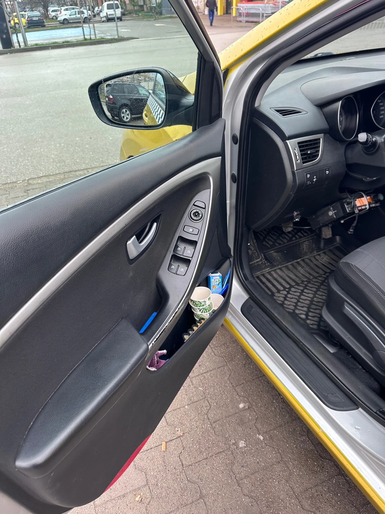 Hyundai I30, снимка 6 - Автомобили и джипове - 53956489