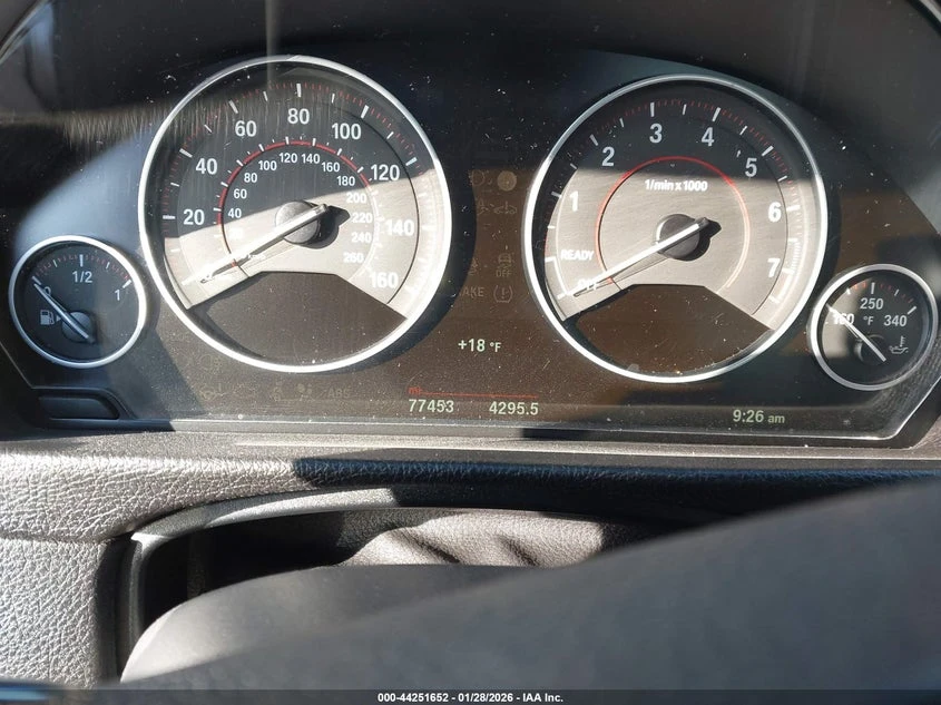 BMW 330 2l I, снимка 7 - Автомобили и джипове - 53958409