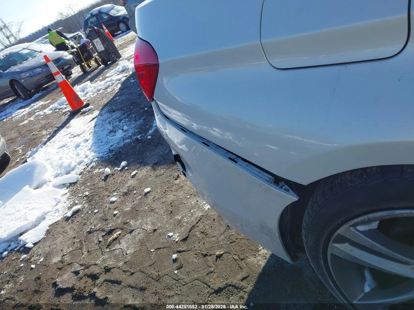 BMW 330 2l I, снимка 6 - Автомобили и джипове - 53958409