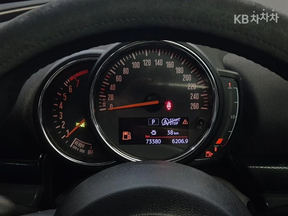 Mini Clubman 1.5, снимка 9 - Автомобили и джипове - 54769042
