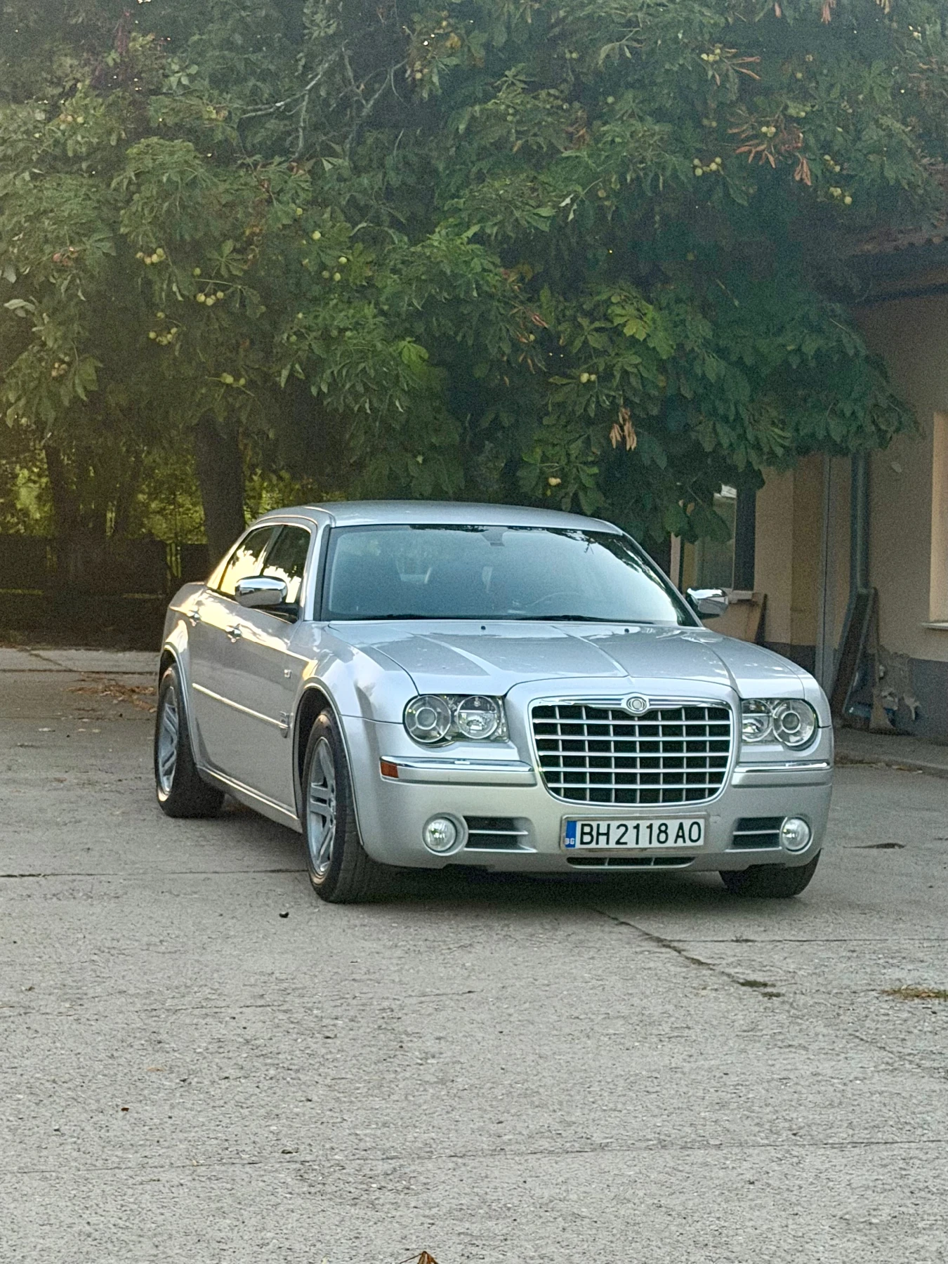 Chrysler 300c 5.7 HEMI, снимка 17 - Автомобили и джипове - 54947968