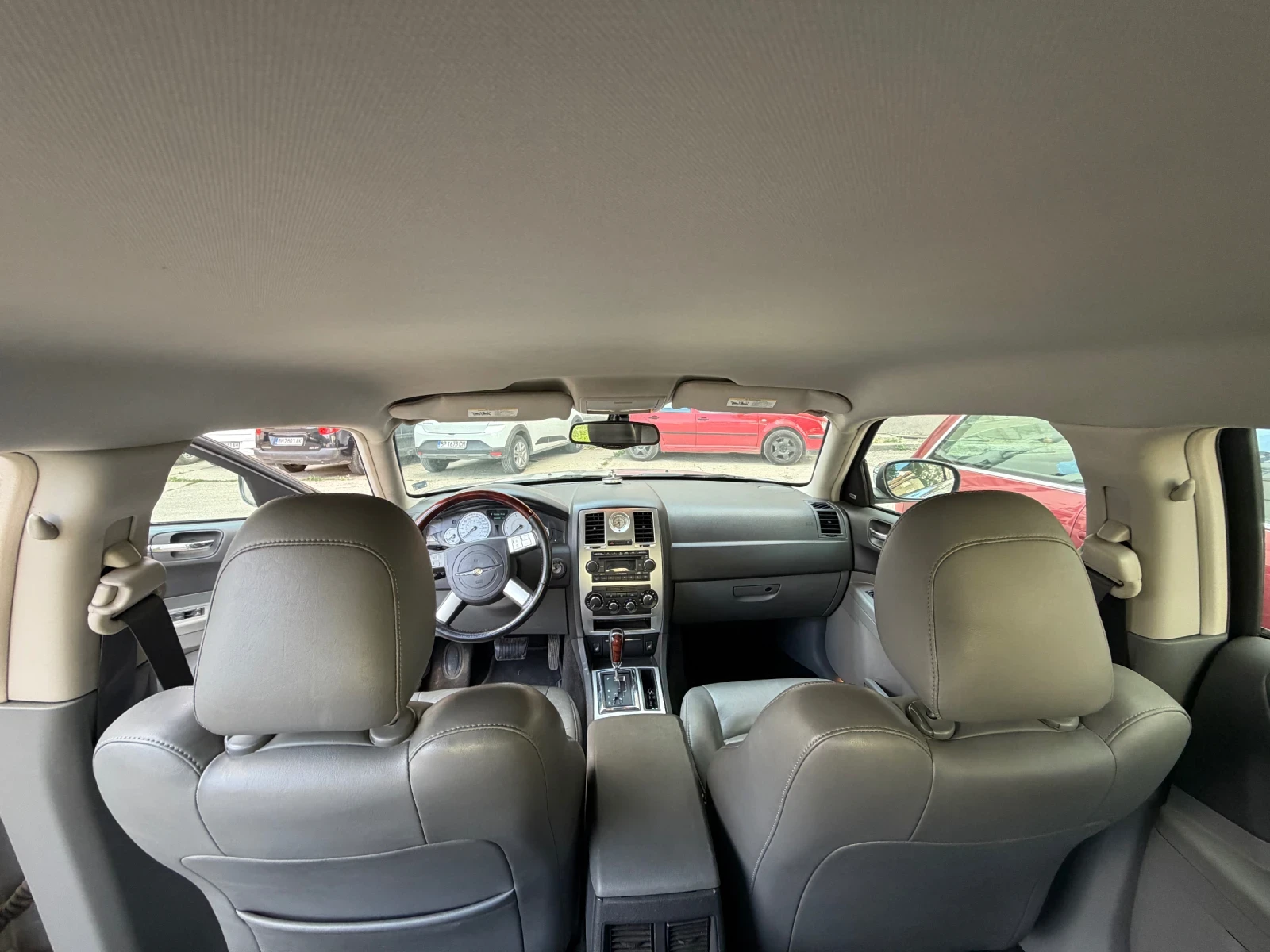 Chrysler 300c 5.7 HEMI, снимка 11 - Автомобили и джипове - 54947968