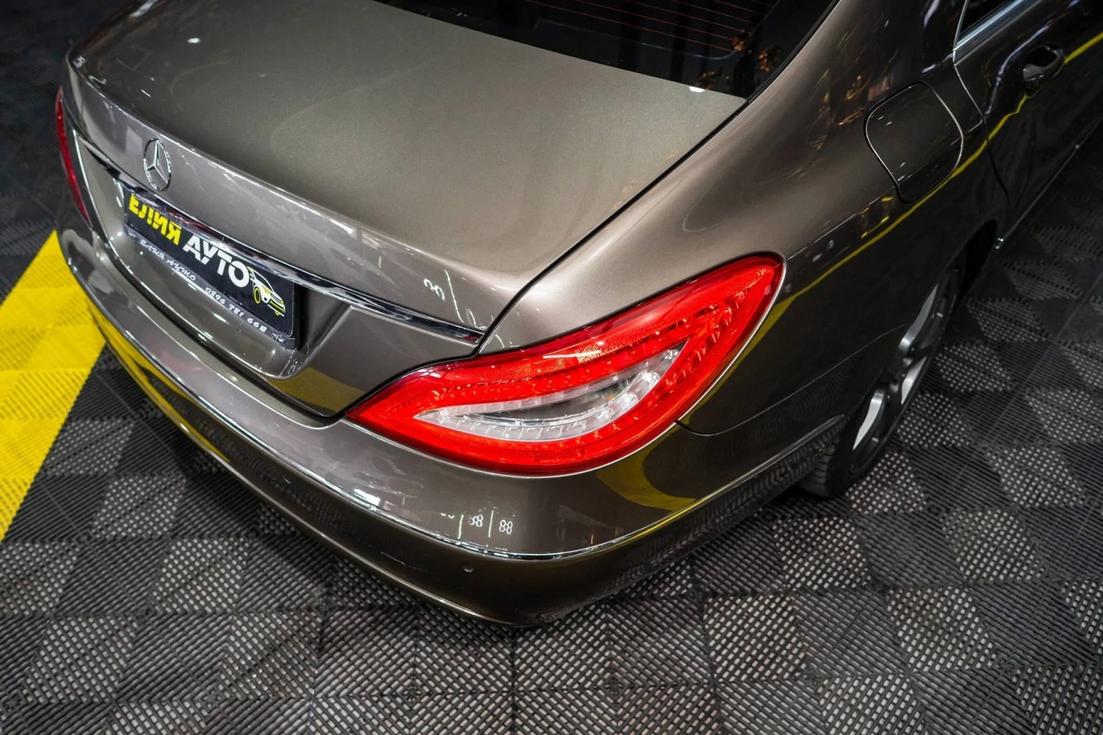 Mercedes-Benz CLS 350 D AMG LINE LED NAVI НАПЪЛНО ОБСЛУЖЕН ЛИЗИНГ 100%, снимка 8 - Автомобили и джипове - 55062982