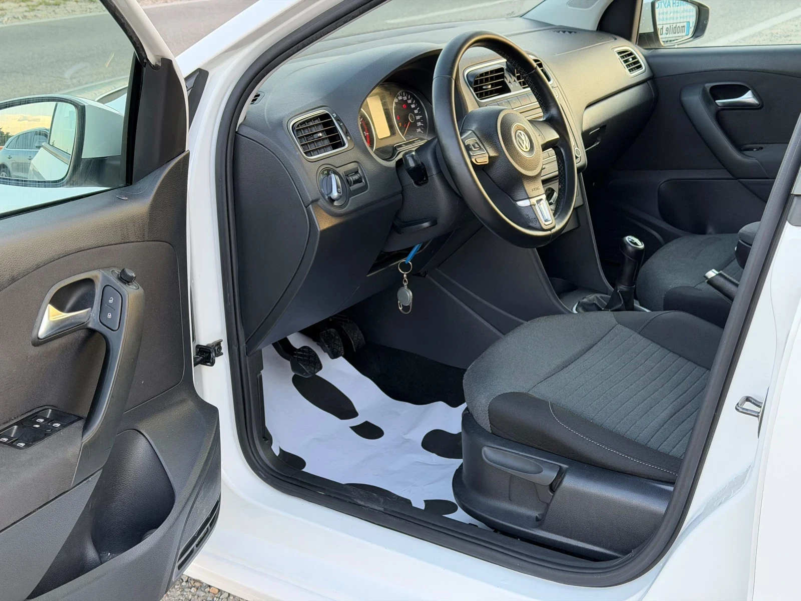 VW Polo 1.4i 85k.s ������ | Mobile.bg � ����������� 9