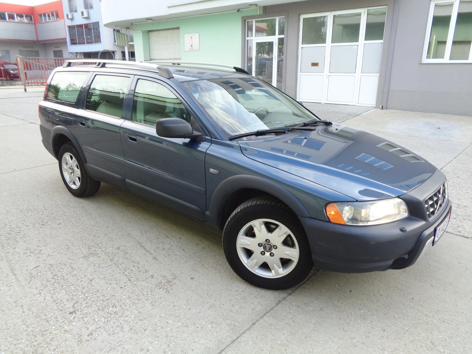 Volvo Xc70 2.4D5-185-4X4-CROSS COUNTRY-KOJA-BARTER-LIZING, снимка 2 - Автомобили и джипове - 55153824
