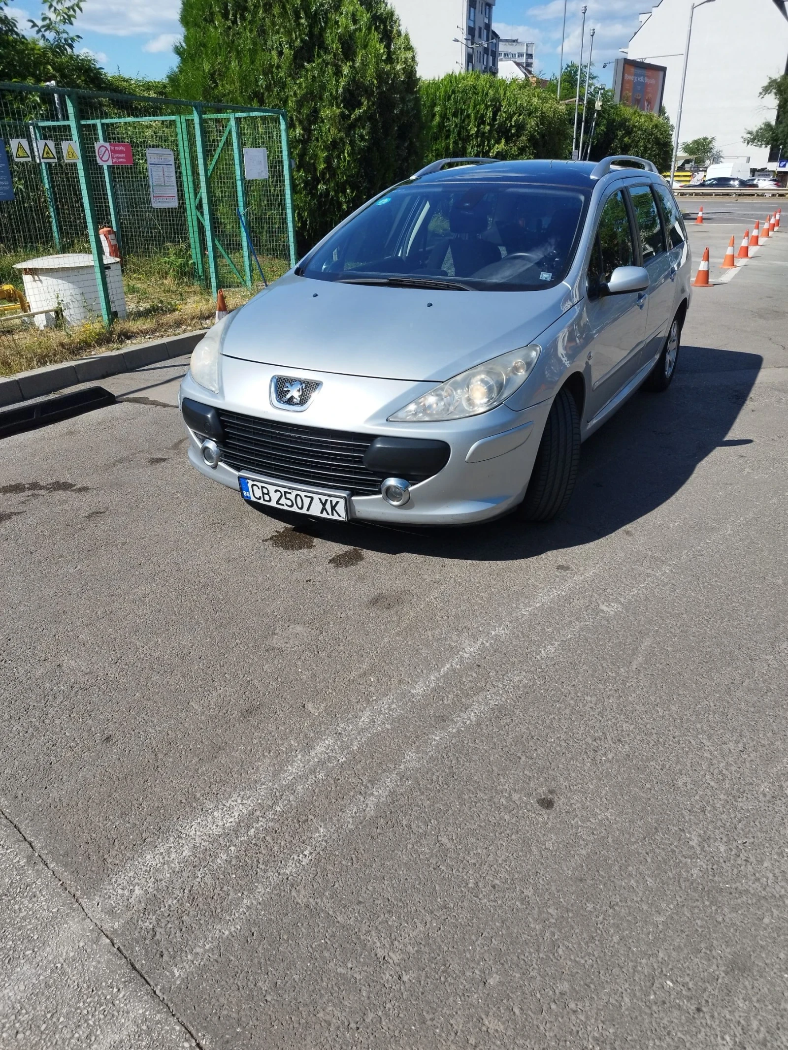Peugeot 307 1, 6 i- АГУ, снимка 5 - Автомобили и джипове - 55235109