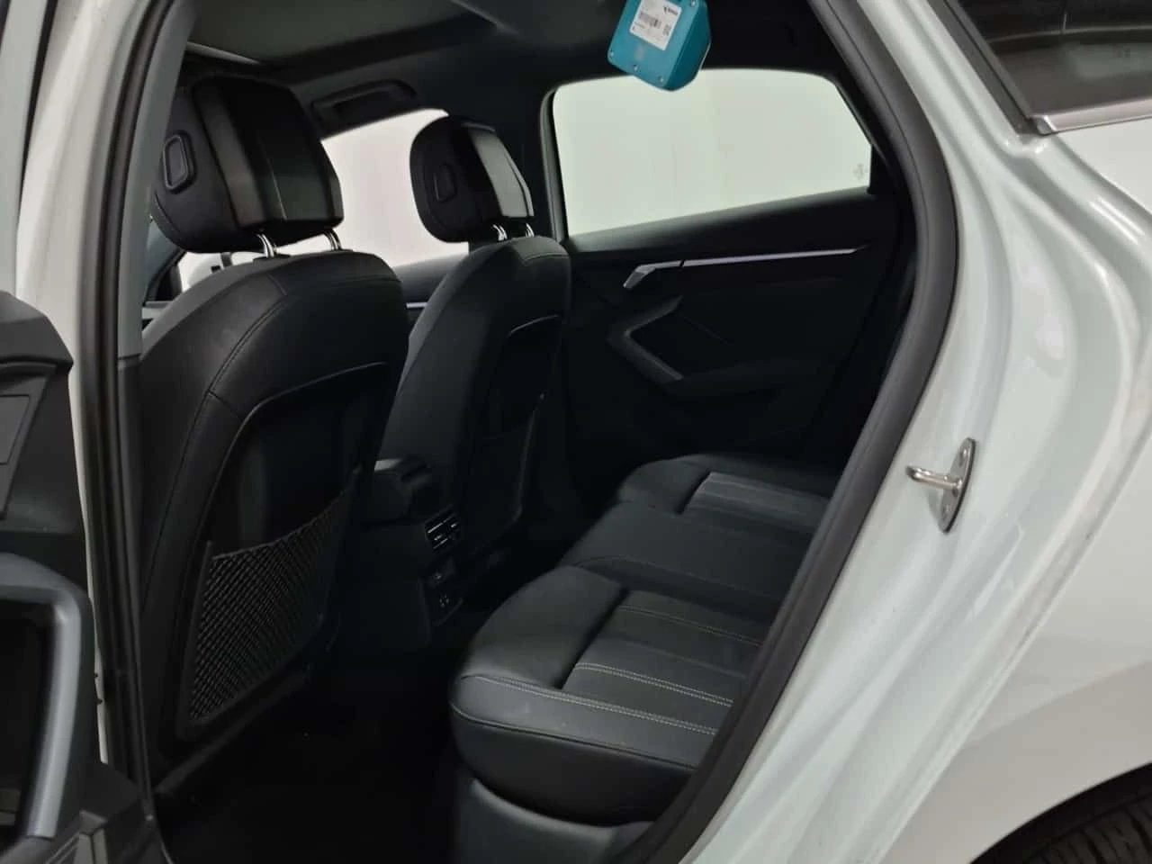Audi A3 Progressiv / MATRIX / DISTRONIC , снимка 3 - Автомобили и джипове - 55269313