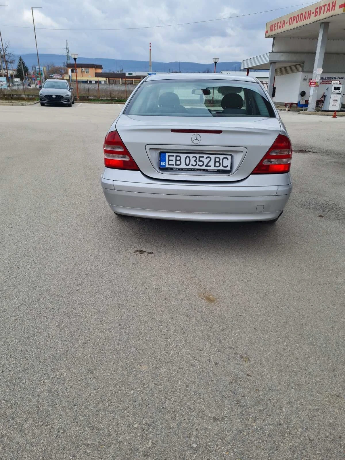 Mercedes-Benz C 200 2.0 comressor ГАЗ, снимка 4 - Автомобили и джипове - 55269869