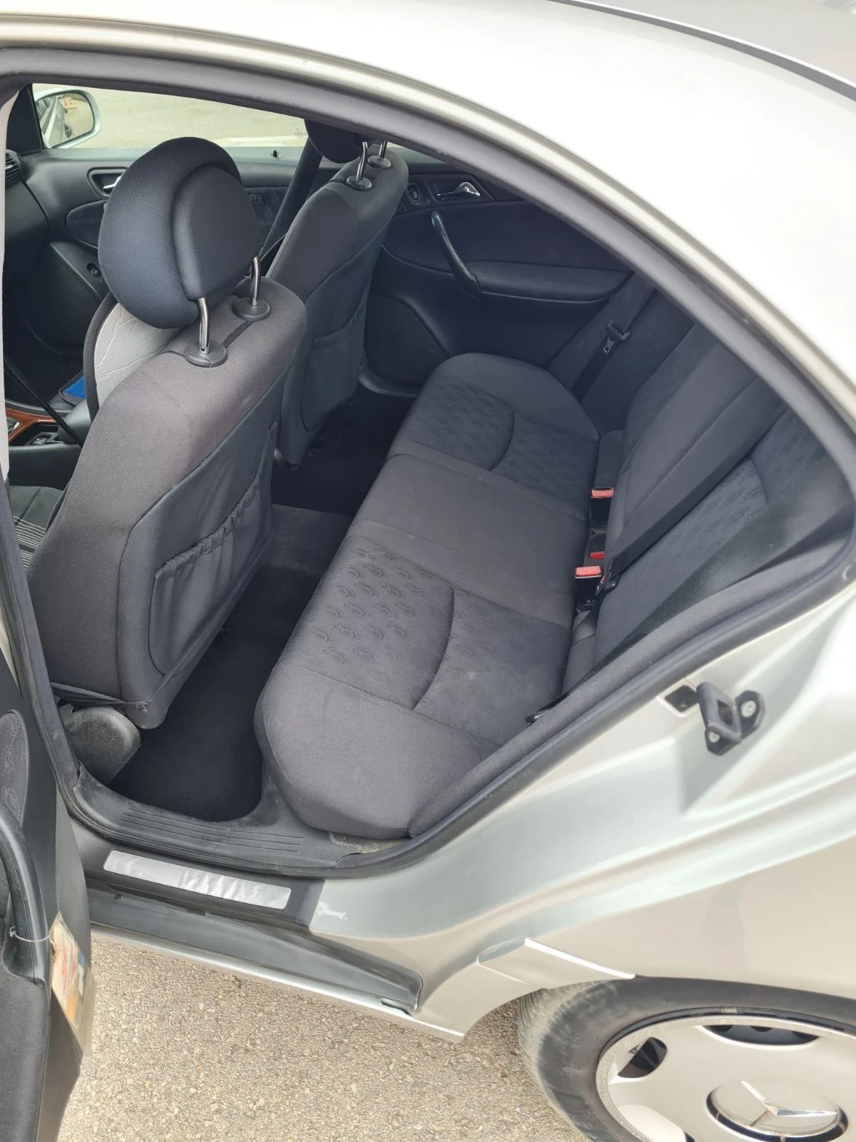 Mercedes-Benz C 200 2.0 comressor ГАЗ, снимка 7 - Автомобили и джипове - 55269869
