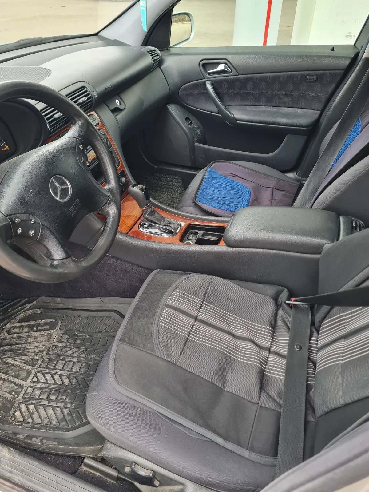 Mercedes-Benz C 200 2.0 comressor ГАЗ, снимка 5 - Автомобили и джипове - 55269869