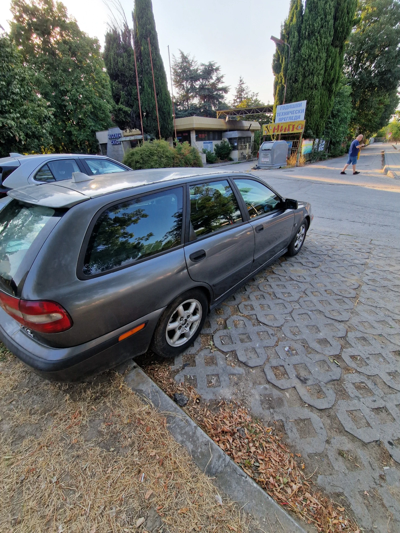 Volvo V40, снимка 6 - Автомобили и джипове - 55381387