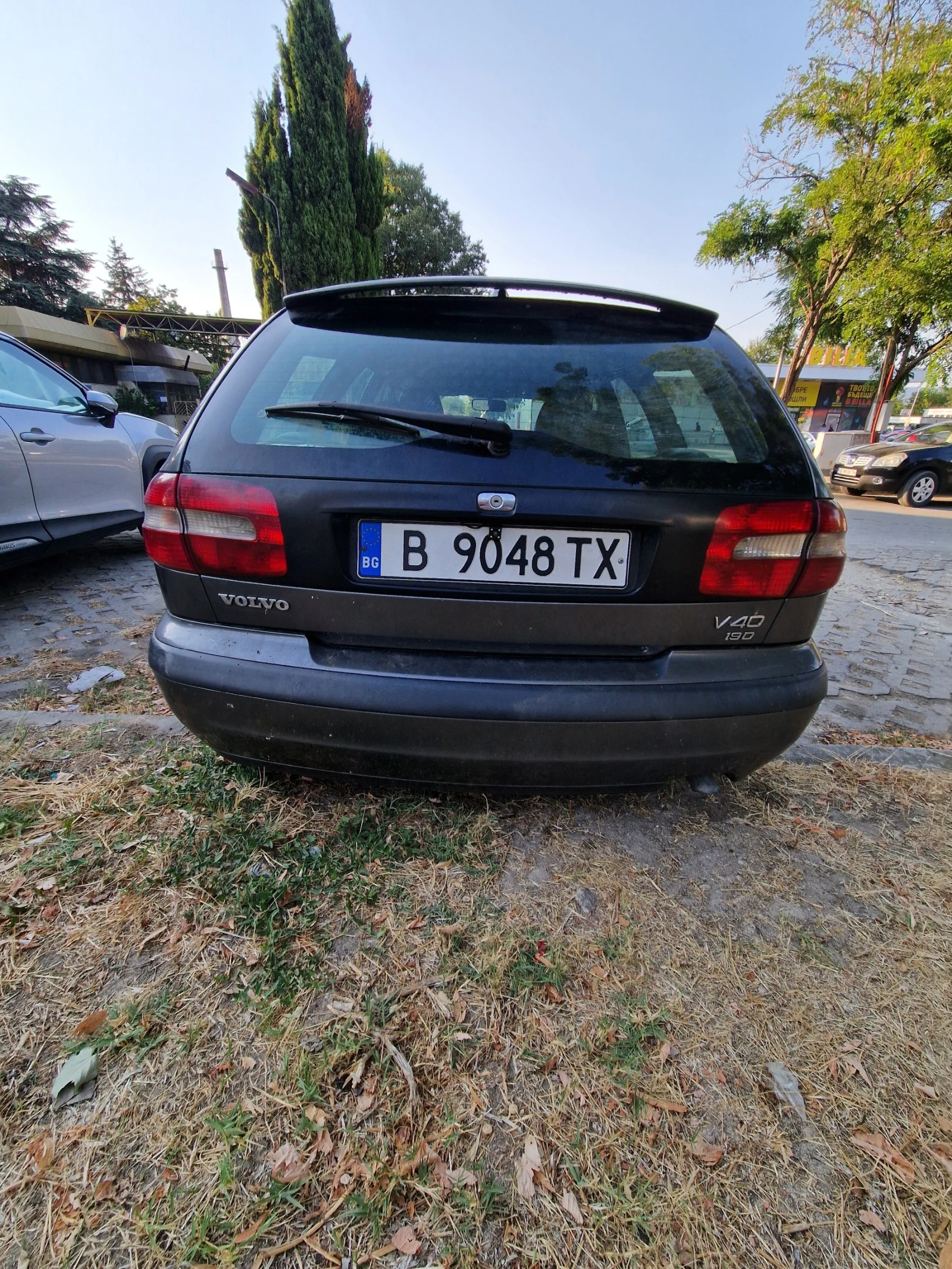 Volvo V40, снимка 5 - Автомобили и джипове - 55381387