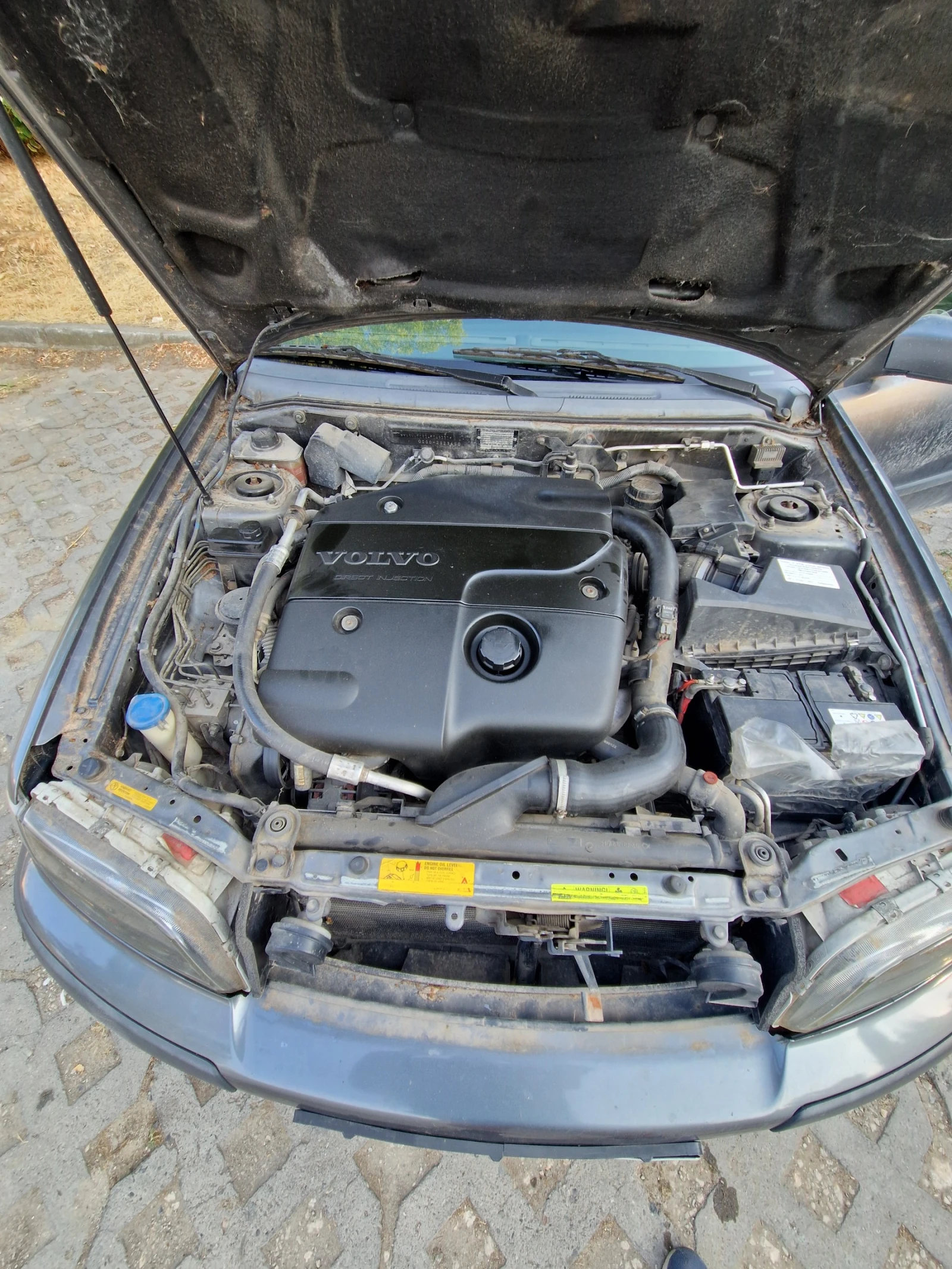 Volvo V40, снимка 17 - Автомобили и джипове - 55381387
