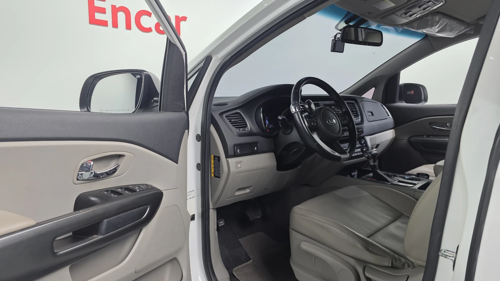Kia Carnival ПОДГРЕВ ВОЛАН* КРАЙНА ЦЕНА, снимка 10 - Автомобили и джипове - 55591303