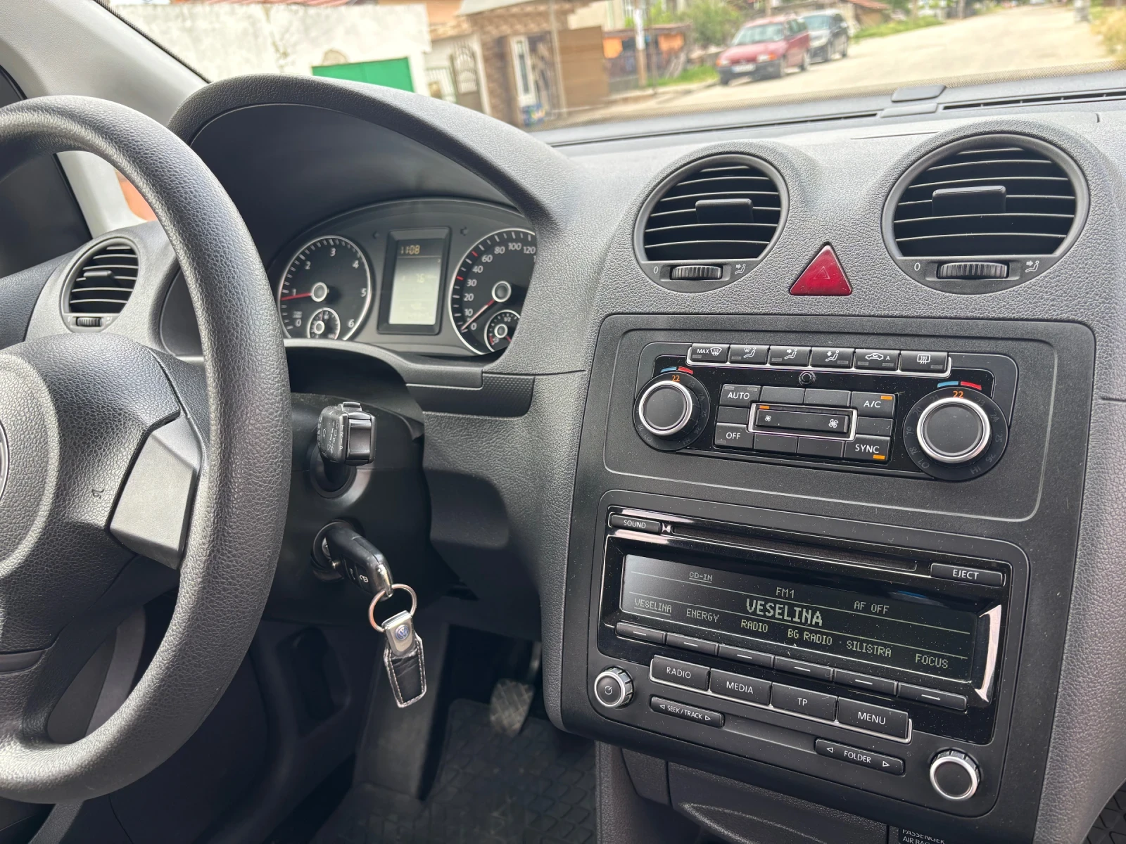 VW Caddy MAXI 1.6TDI 7-������ | Mobile.bg � ����������� 14