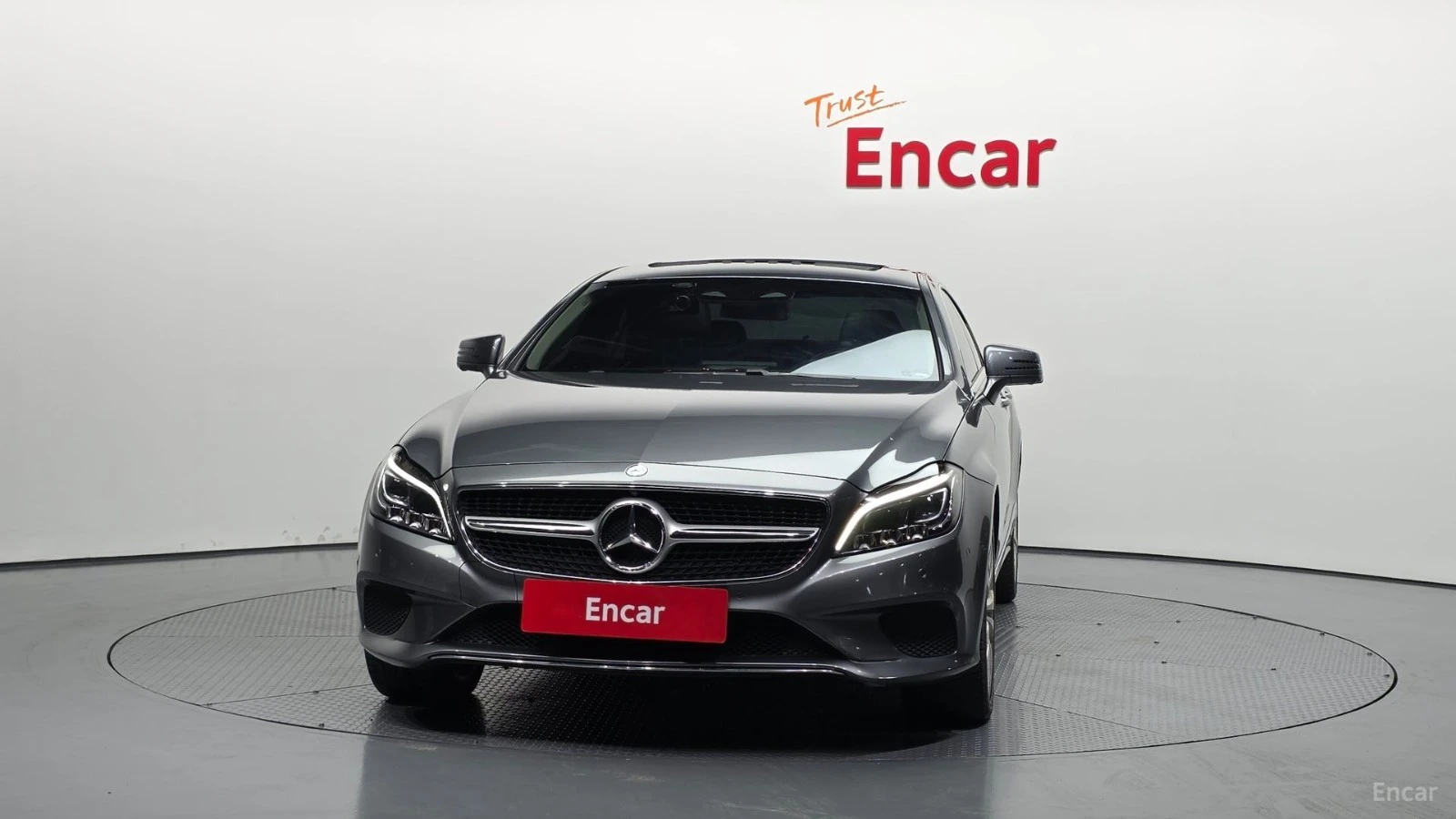 Mercedes-Benz CLS 350 d | 4MATIC | 360 CAMS | PANO | ОБДУХВАНЕ, снимка 3 - Автомобили и джипове - 56160244