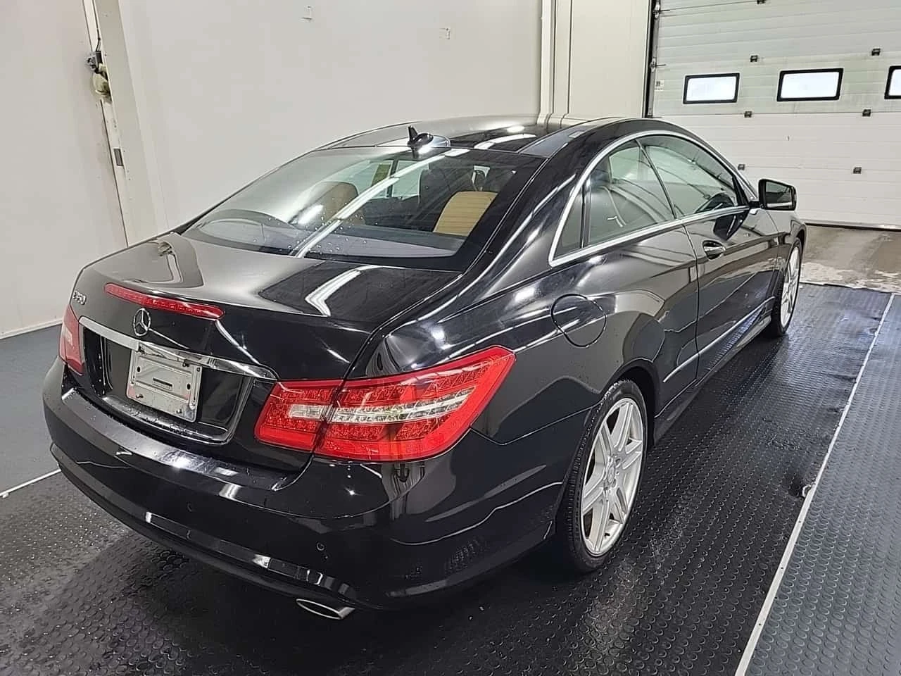 Mercedes-Benz E 350 * 2dr Cpe Rwd * CARFAX *  | Mobile.bg � ����������� 2
