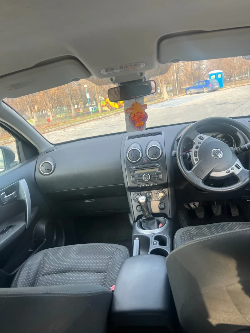 Nissan Qashqai 1, 6, снимка 5 - Автомобили и джипове - 48397371