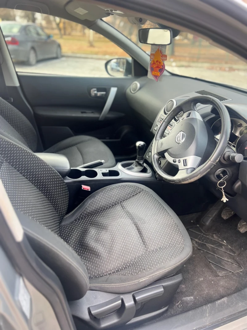 Nissan Qashqai 1, 6, снимка 3 - Автомобили и джипове - 48397371