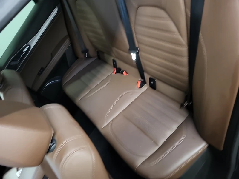 Alfa Romeo Stelvio * TI SPORT* AWD* CARFAX* АВТО КРЕДИТ* , снимка 10 - Автомобили и джипове - 52875138