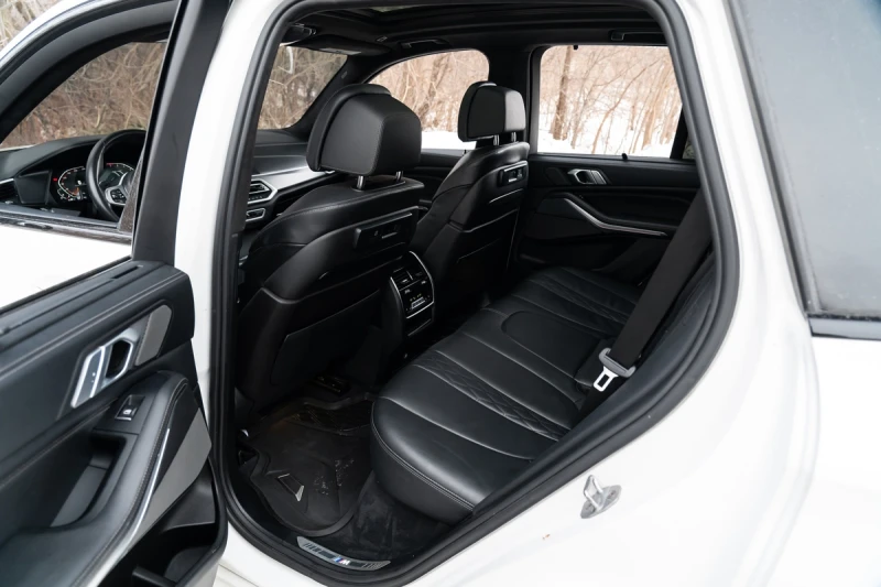 BMW X5 xDrive40i/ M Pack/ Laser/ FULL Loaded, снимка 17 - Автомобили и джипове - 53115555