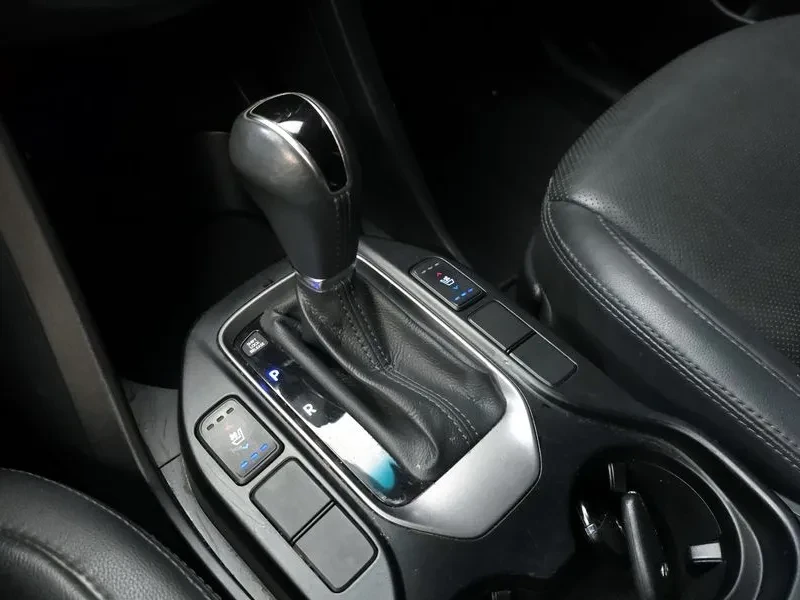 Hyundai Santa fe 2.0, снимка 9 - Автомобили и джипове - 54872694