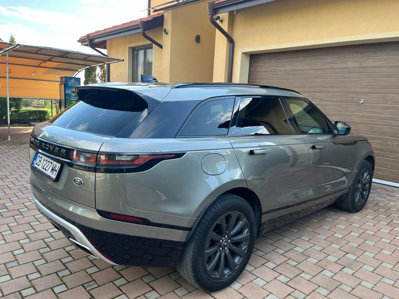 Land Rover Range Rover Velar  - изображение 3