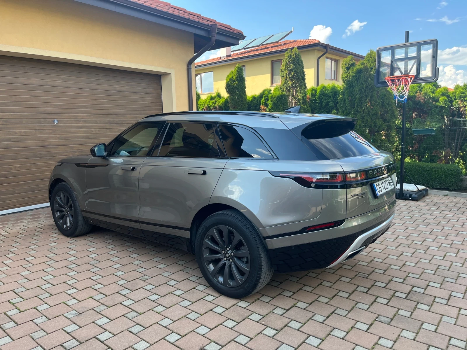 Land Rover Range Rover Velar  - изображение 6