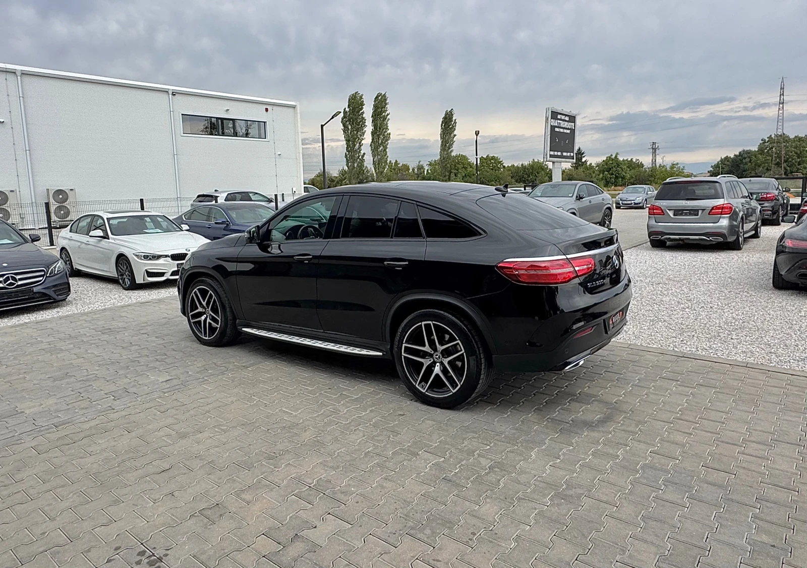 Mercedes-Benz GLE Coupe 350d AMG Pack Подгрев/Панорама/360Камера/Keyless - изображение 6