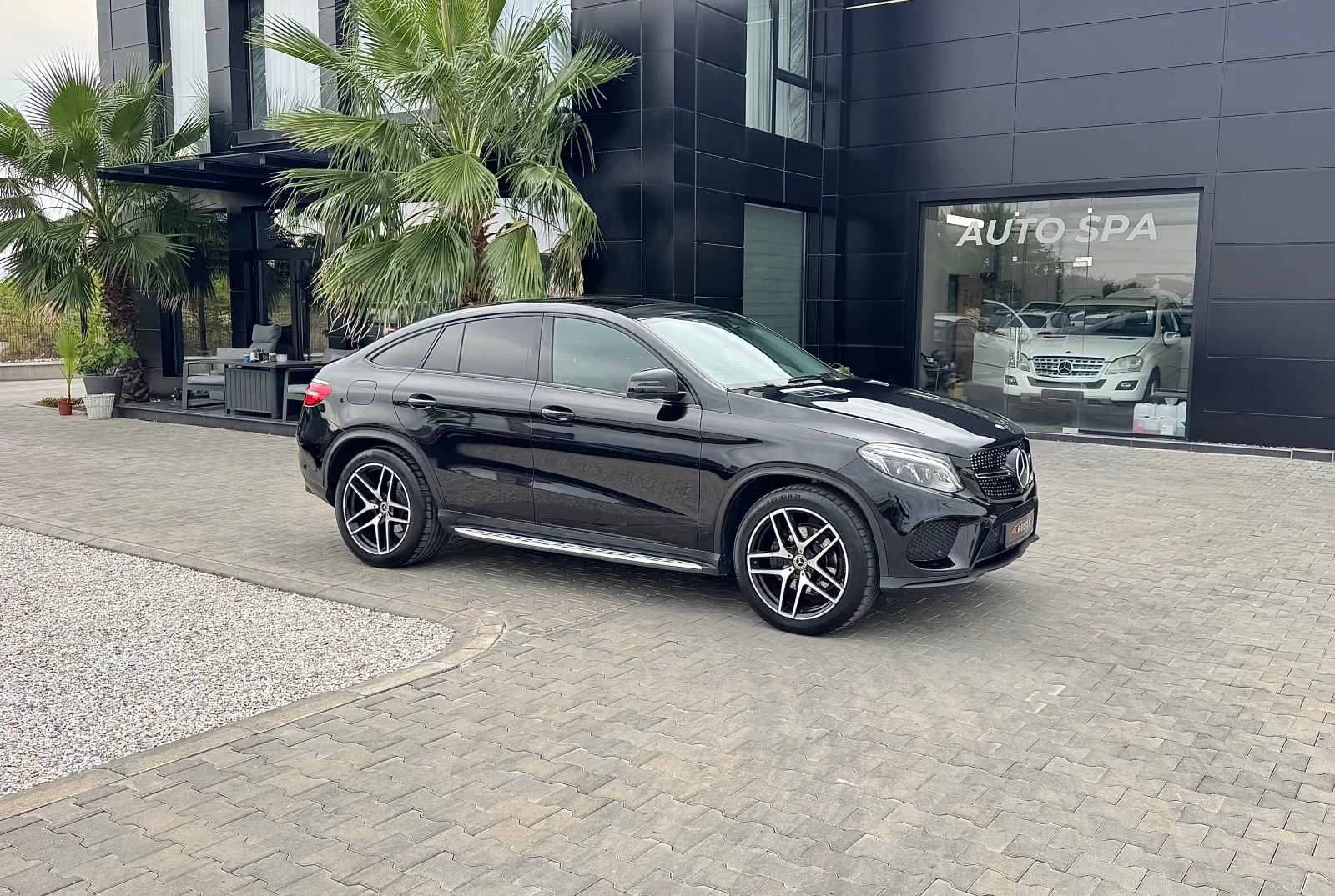 Mercedes-Benz GLE Coupe 350d AMG Pack Подгрев/Панорама/360Камера/Keyless - изображение 3