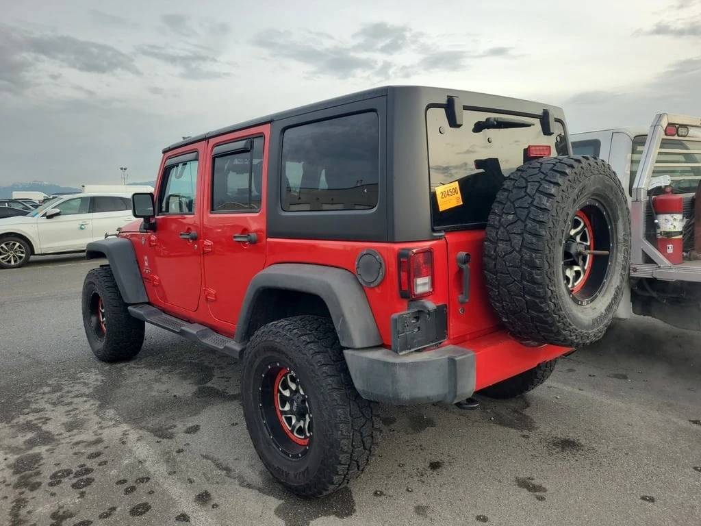 Jeep Wrangler * SAHARA * CARFAX * ФИНАНСИРАНЕ  - изображение 4