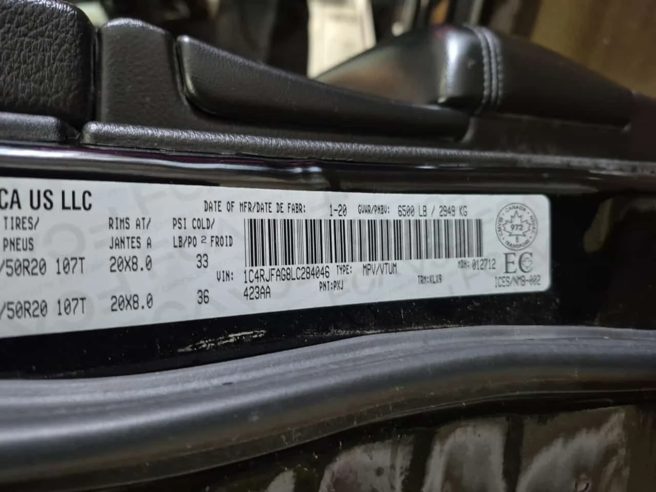 Jeep Grand cherokee ALTITUDE| ALCANTARA| PANORAMA| CARFAX| , снимка 14 - Автомобили и джипове - 54110282